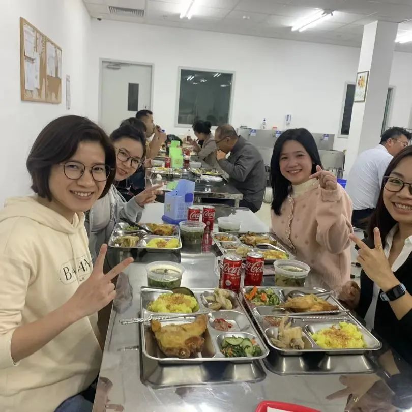 巾帼筑梦  不负青春 | 易利ezweb光电庆三八妇女节活动