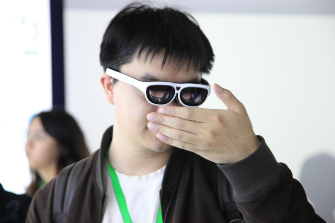 易利ezweb光电2023年年度股东大会暨投资者接待日活动圆满落幕